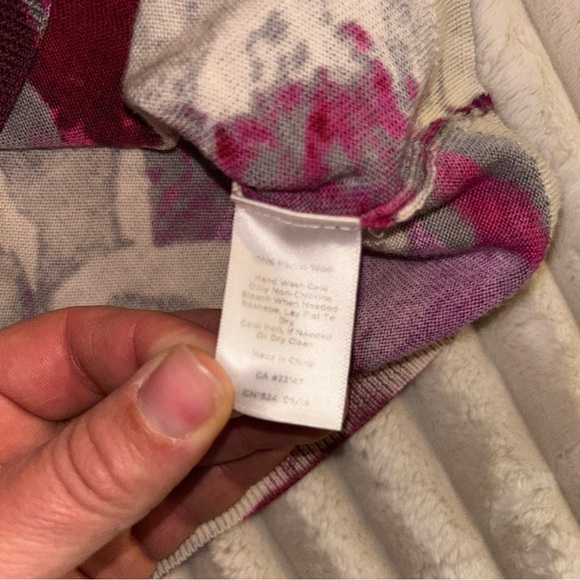 Floral Print Women's Top Merino Wool Talbots Small Lightweight - Picture 6 of 9